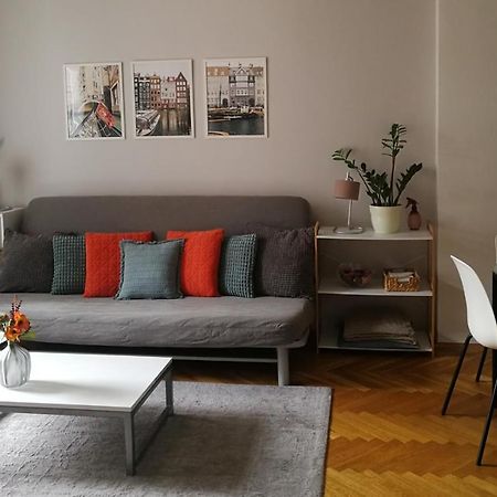 Centrum11 Pécs Eksteriør bilde