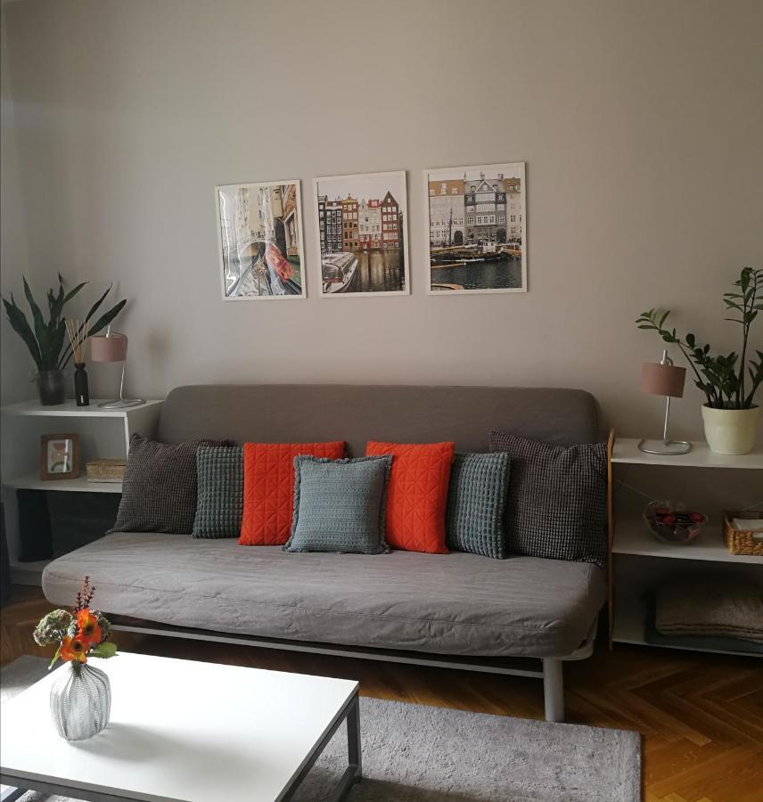 Centrum11 Pécs Eksteriør bilde