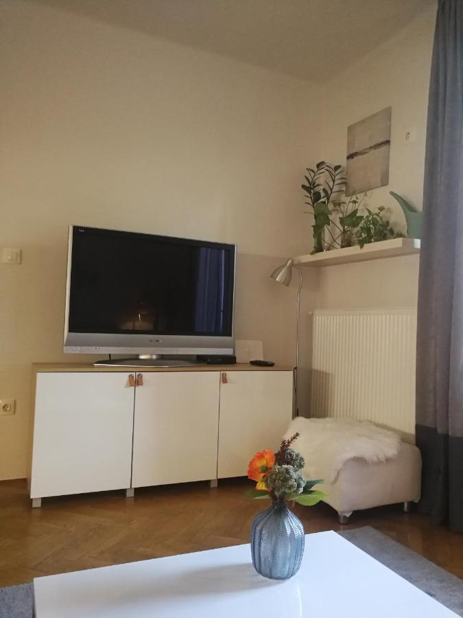 Centrum11 Pécs Eksteriør bilde