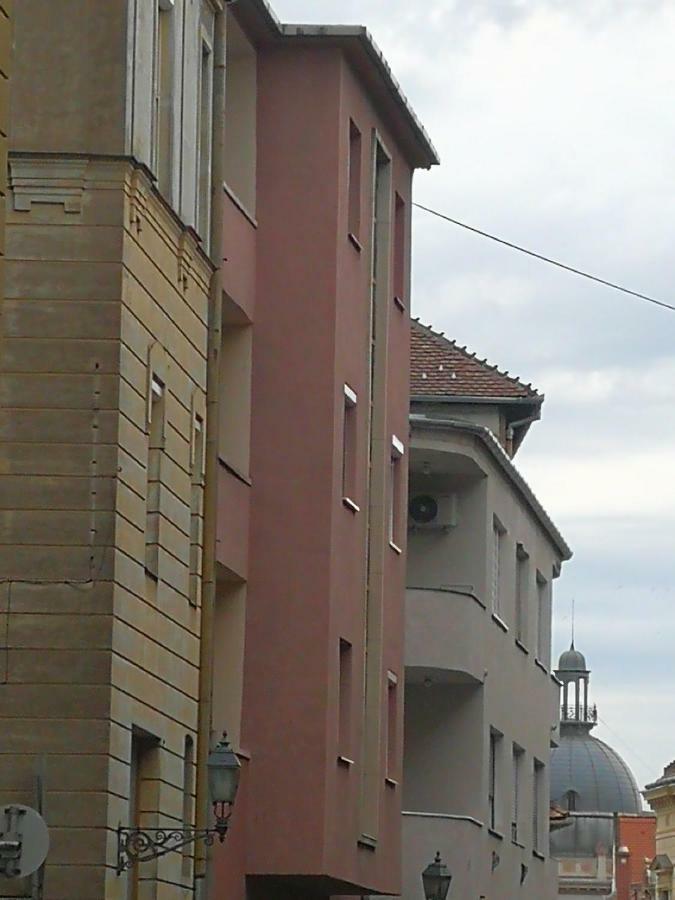 Centrum11 Pécs Eksteriør bilde