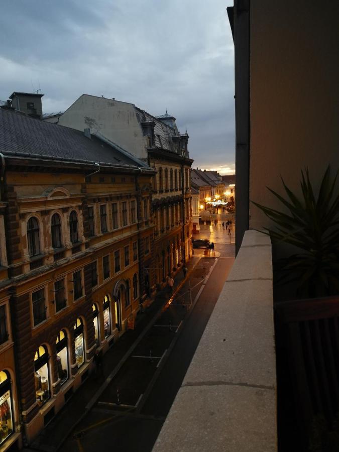 Centrum11 Pécs Eksteriør bilde